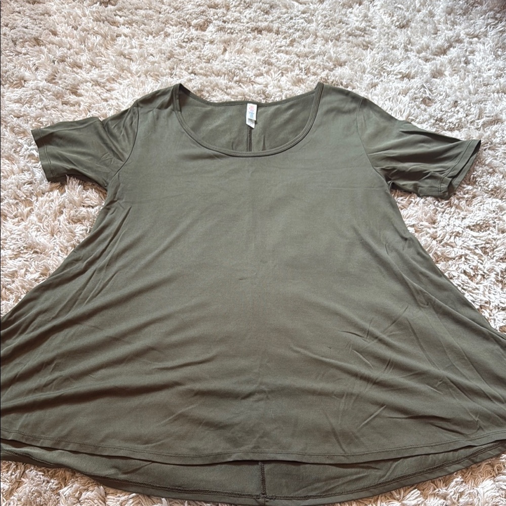LuLaRoe Olive Green Relaxed Short Sleeve T-Shirt